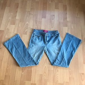 - GLO blue Jeans for women size 9